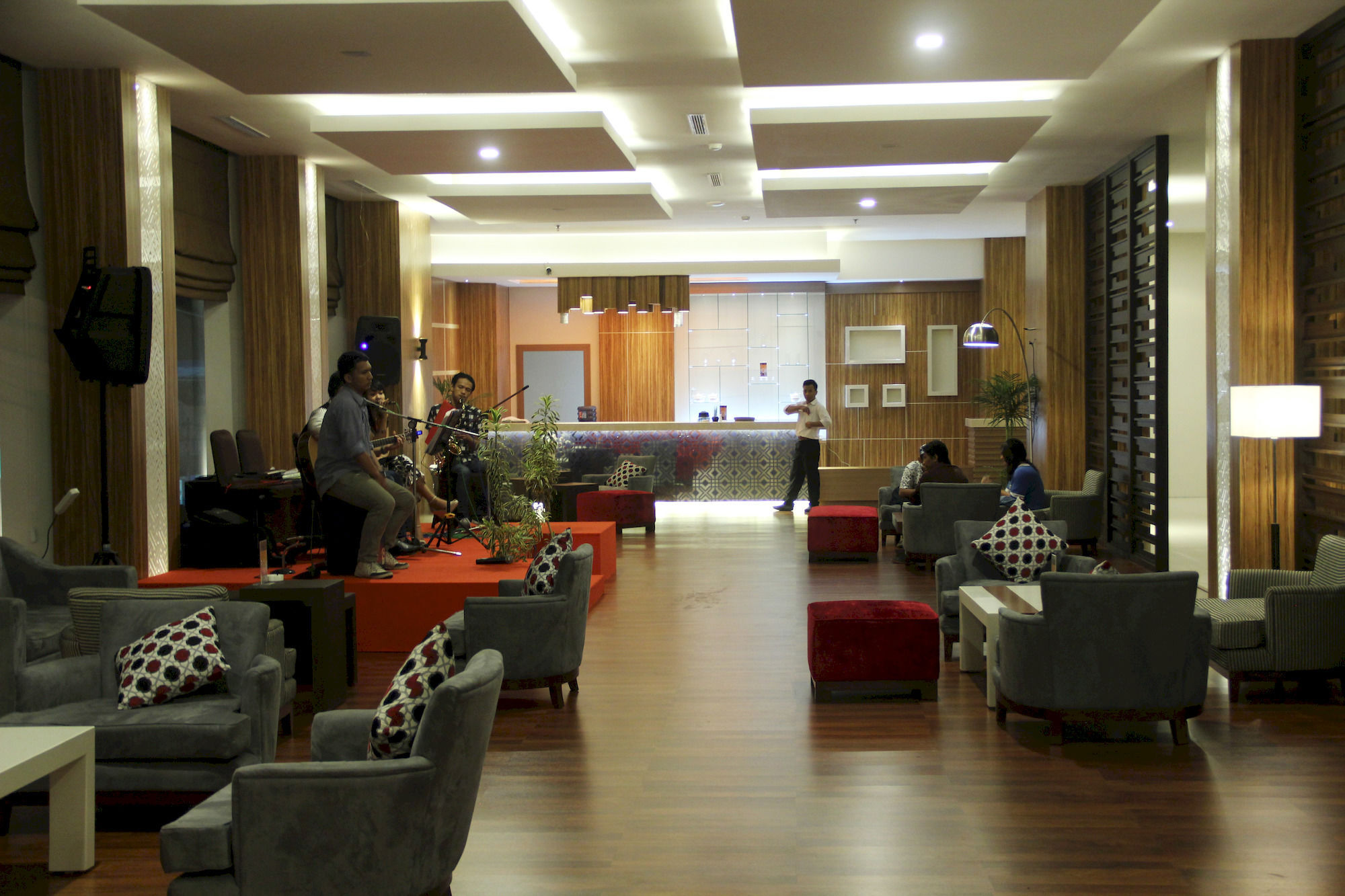 Cavinton Hotel Malioboro Yogyakarta By Tritama Hospitality Exterior foto